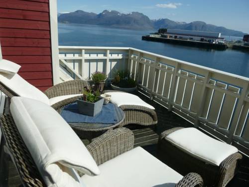 Kalvåg Norway Promo Code Booking.com