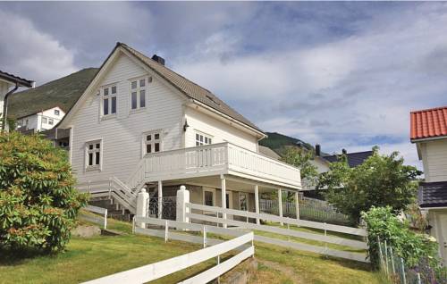 Måløy Norway Promo Code Booking.com