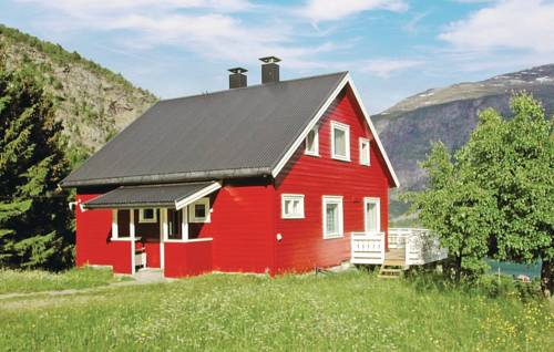 Luster Norway Promo Code Booking.com