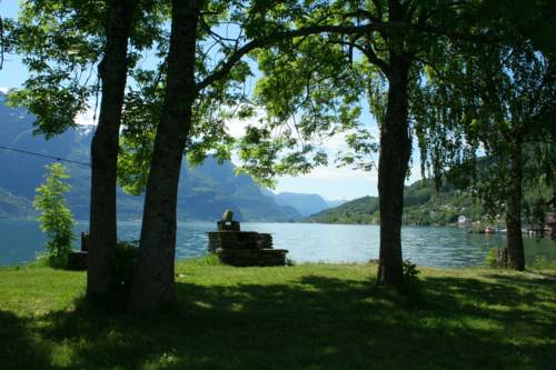 Luster Norway Promo Code Booking.com